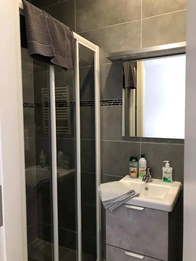Residence Sky דירה